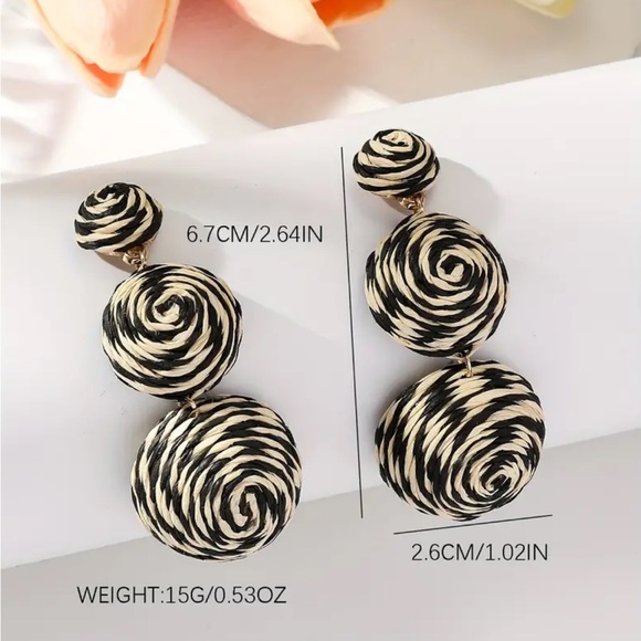 Beige Swirl Raffia Ball Dangle Earrings - Picture 3 of 3